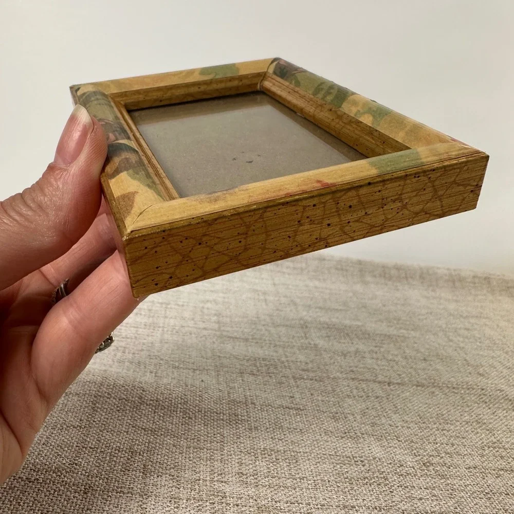 Small Gold Floral Picture Frame | Easel Back Tabletop Frame